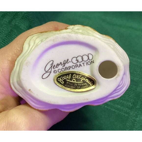 Josef Original September 1974 Schoolgirl With Apple George Good Figurine 3.5” - Picture 5 of 8